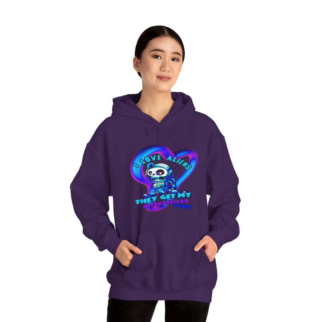 "I Love Aliens Vibes" Vibrant Graphic Astronaut Hoodie: Unisex Heavy Blend™ Sweatshirt for Cozy Relaxation, Gift for Friends, Cool Casual Wear, Layering Essential, [...]